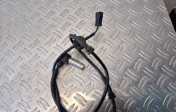 Audi A4 S4 B5 8D ABS brake wheel speed sensor 8D0927803