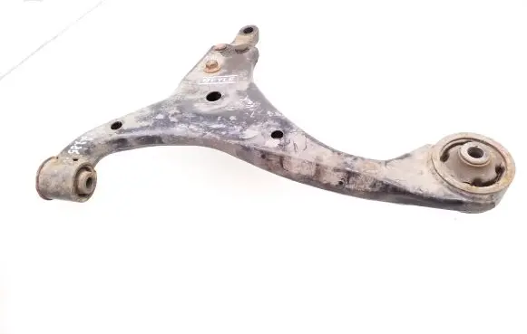 KIA Carens II Front lower control arm/wishbone