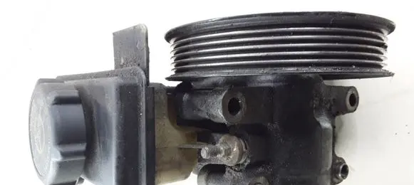 Ford Mondeo Mk III Power steering pump 1S7C3R700AC D2L4A 1S703A733AA