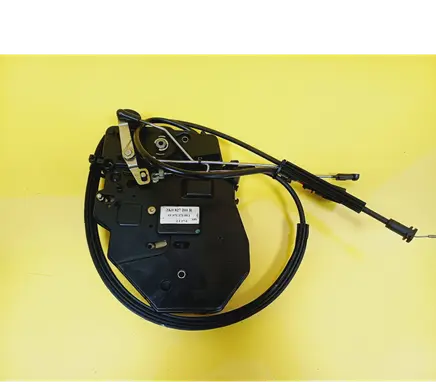 Volkswagen Caddy Rear door lock 2K0827201R