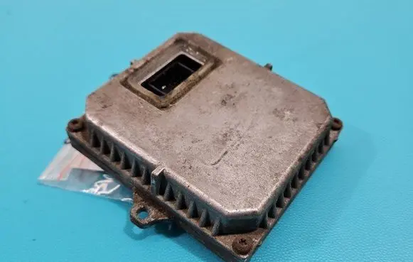 Peugeot 407 Headlight ballast module Xenon 1307329091 IMPRK1449450