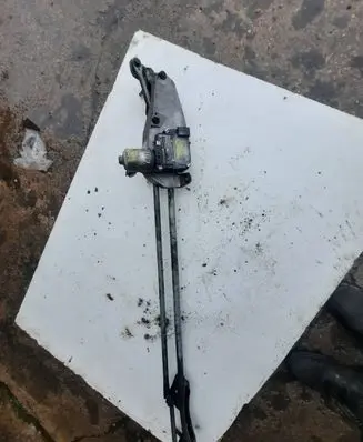 Renault Espace - Grand espace IV Front wiper linkage and motor