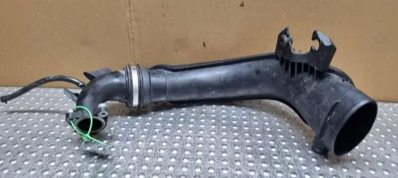 Ford C-MAX II Air intake hose/pipe 1095993S01