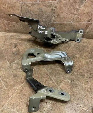 BMW 3 G20 G21 Fender mounting bracket 