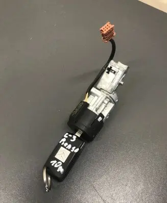 Citroen C3 Picasso Ignition lock 9663123280