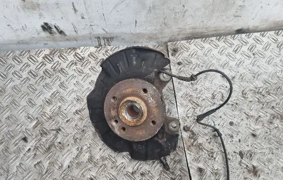 Mini One - Cooper Cabrio R52 Front wheel hub 62165410