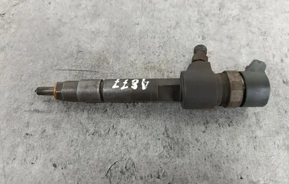 Opel Zafira B Fuel injector 0445110276