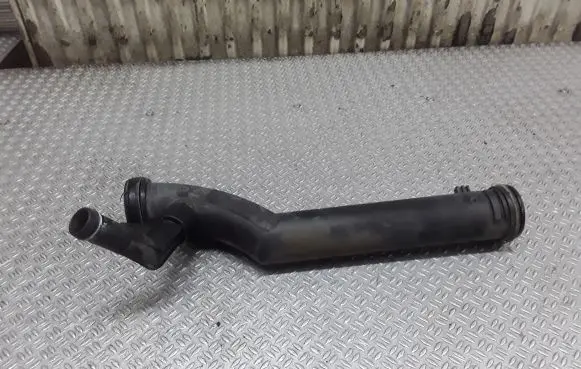 Volkswagen Polo Engine coolant pipe/hose