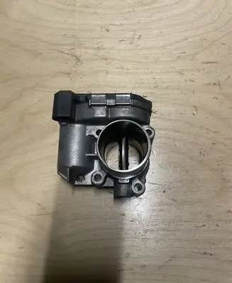 Renault Trafic II (X83) Electric throttle body valve 8200330810E 82003308812