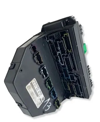Mercedes-Benz C W204 Fuse module A2129008007