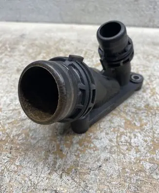 BMW 5 F10 F11 Engine coolant pipe/hose 7800048