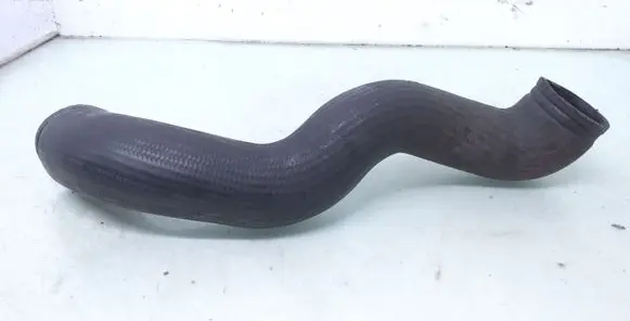 Volvo V70 Intercooler hose/pipe 30645937