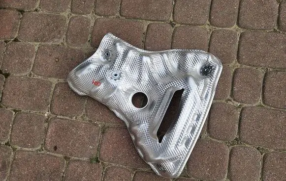 Toyota Camry VIII XV70 Battery tray heat shield OPELCZESCI.com-D34