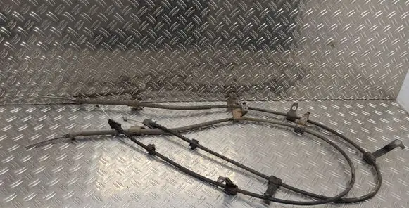Handbrake/parking brake wiring cable