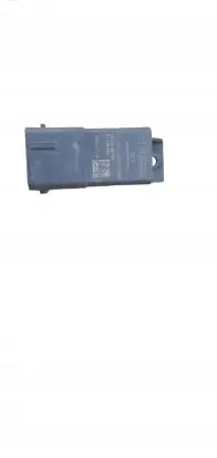 Ford Focus Glow plug pre-heat relay 9803299780