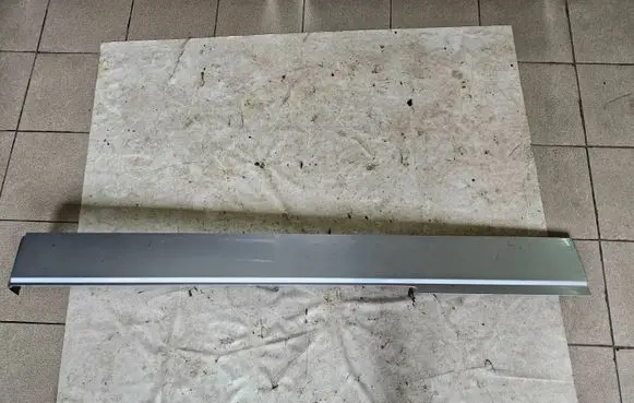Volkswagen Transporter - Caravelle T5 Sliding door rail trim 7h3843795D