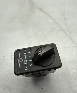 Nissan Terrano Headlight level height control switch