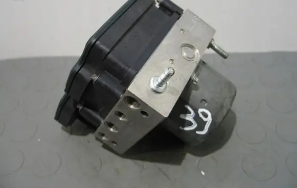 Volkswagen Polo V 6R ABS Pump Array
