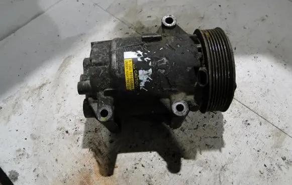 Renault Scenic II - Grand scenic II Air conditioning (A/C) compressor (pump) 8200309193