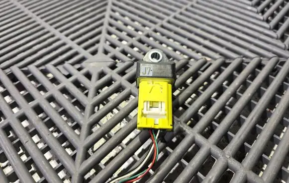 Toyota Prius (XW50) Airbag deployment crash/impact sensor 8983128040 594K011WN