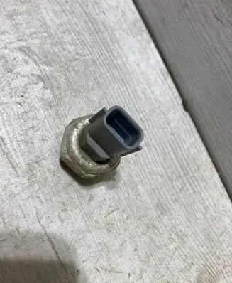 Air conditioning (A/C) pressure sensor