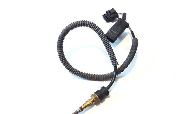Peugeot 208 Exhaust gas temperature sensor 9807521080 1061419H 754903202