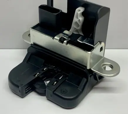 Volkswagen Scirocco Tailgate/trunk/boot lock/catch/latch 1K8827505B 1K8827505C