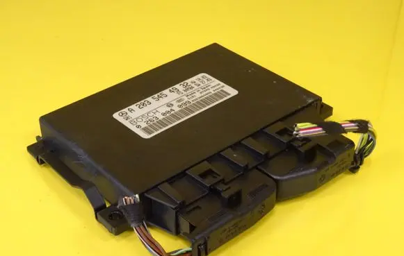 Mercedes-Benz CLK A209 C209 Parking PDC control unit/module A2035454932