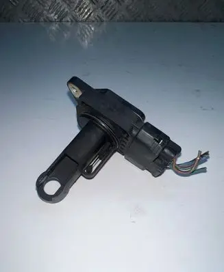 Toyota Avensis T250 Mass air flow meter 222040N010