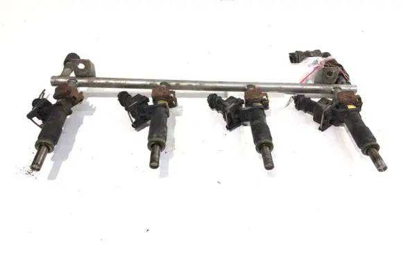 Opel Zafira B Fuel main line pipe 55353806