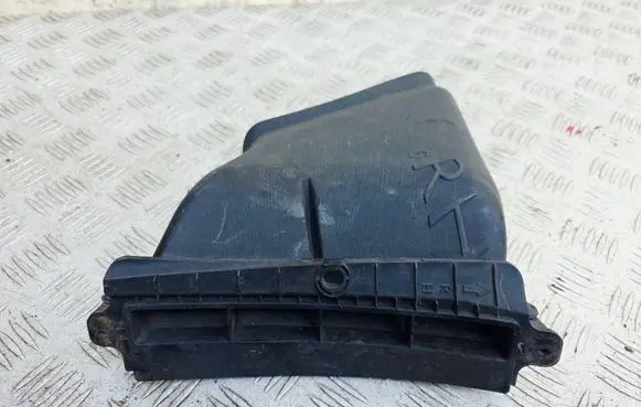 KIA Picanto Brake cooling air channel/duct 86574G6700