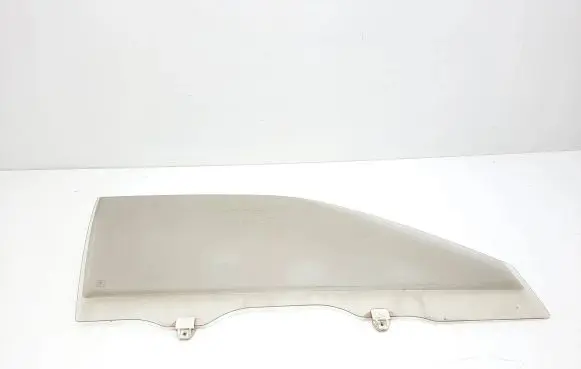 Honda Legend Front door window glass four-door 43R00033