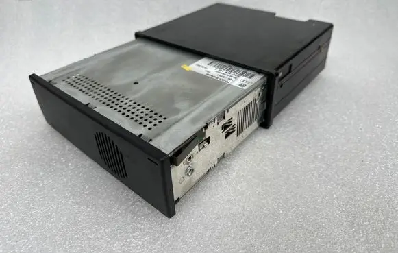 Audi A8 S8 D2 4D GPS navigation control unit/module 4D0919146B H06S0704 18092001