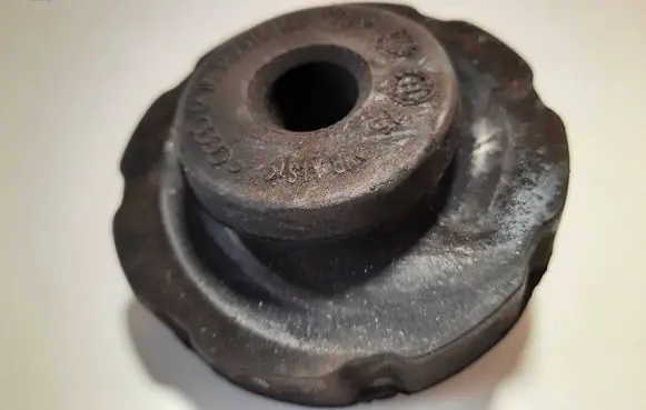 Audi A6 S6 C7 4G Rear coil spring rubber mount 8K0512149C
