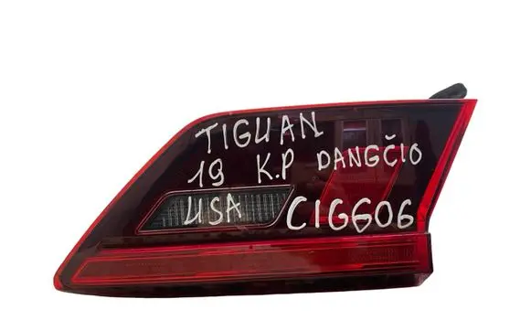 Volkswagen Tiguan Allspace Tailgate rear/tail lights 5NN945093