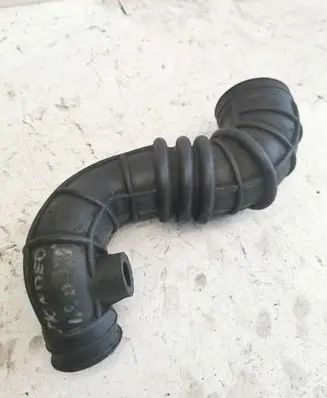 Ford Mondeo MK II Air intake hose/pipe 97BB9C623AC