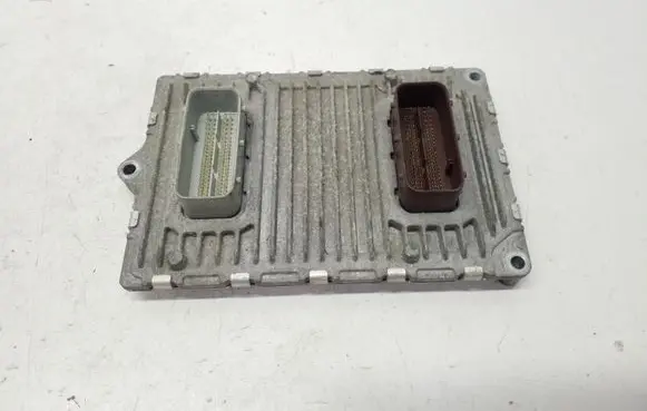Chrysler Town & Country V Engine control unit/module P05150657AA 831580 P68185470AA