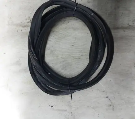 Ford Kuga I Trunk rubber seal (body) BE32R