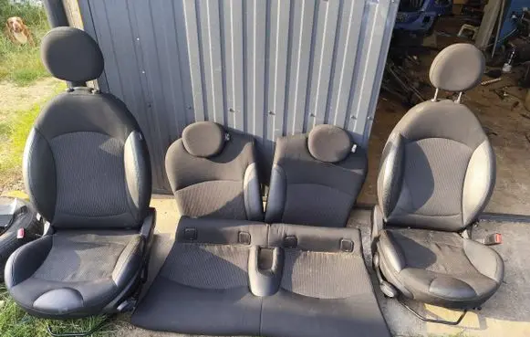 Mini One - Cooper Coupe R56 Seat set 