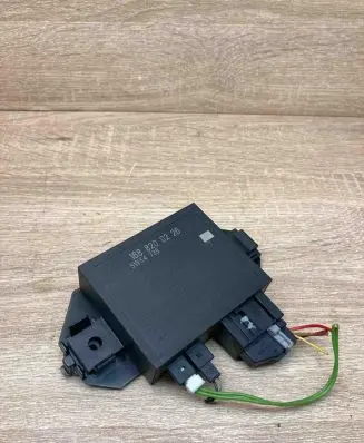 Mercedes-Benz A W168 Immobilizer control unit/module 1688200226 5WK4735 WithPlug