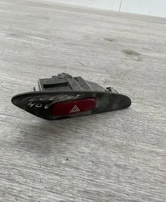 Peugeot 406 Hazard light switch 963040347A 231277