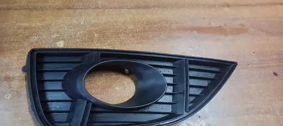 Seat Alhambra (Mk2) Front fog light trim/grill 7N5853665A 9227