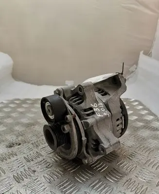 BMW 4 F36 Gran coupe Generator/alternator 8645325