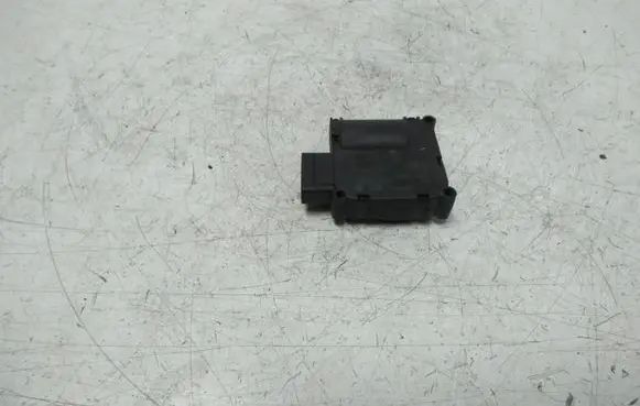 Audi A6 S6 C6 4F Air flap motor/actuator 4F0820511B