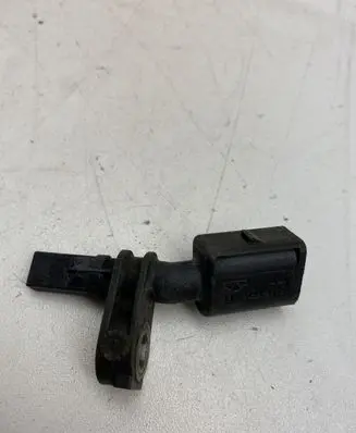 Volkswagen Golf VII ABS brake wheel speed sensor 10071152743