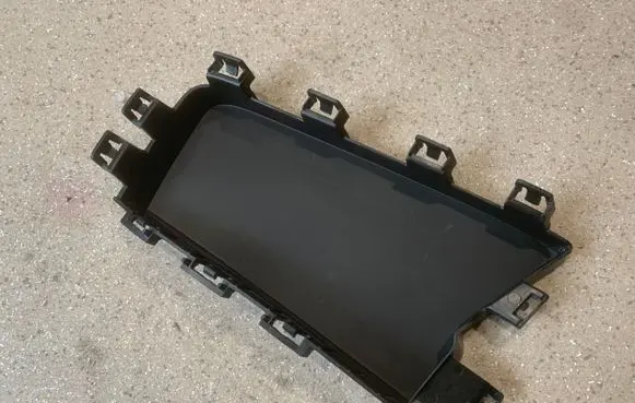 BMW 4 G22 G23 G24 G26 Front bumper lower grill 8098126