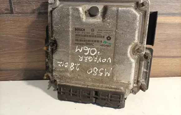 Chrysler Voyager Engine control unit/module 0281012999 P05094