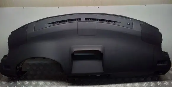 Lexus CT 200H Dashboard TG10B01002 8686076010