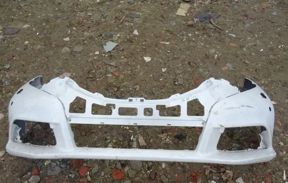 Honda Civic IX Front bumper R10P4