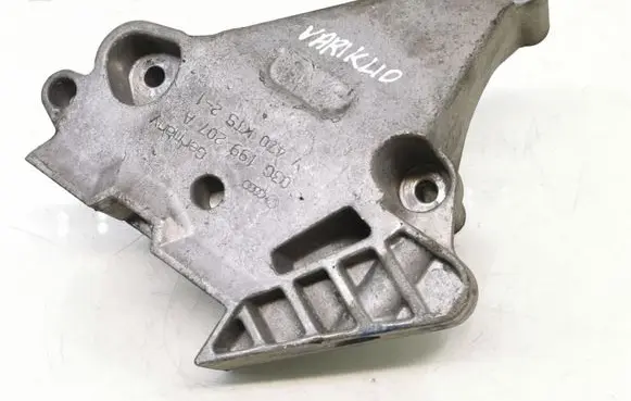 Volkswagen Golf V Engine mounting bracket 03G199207A V470KTS21